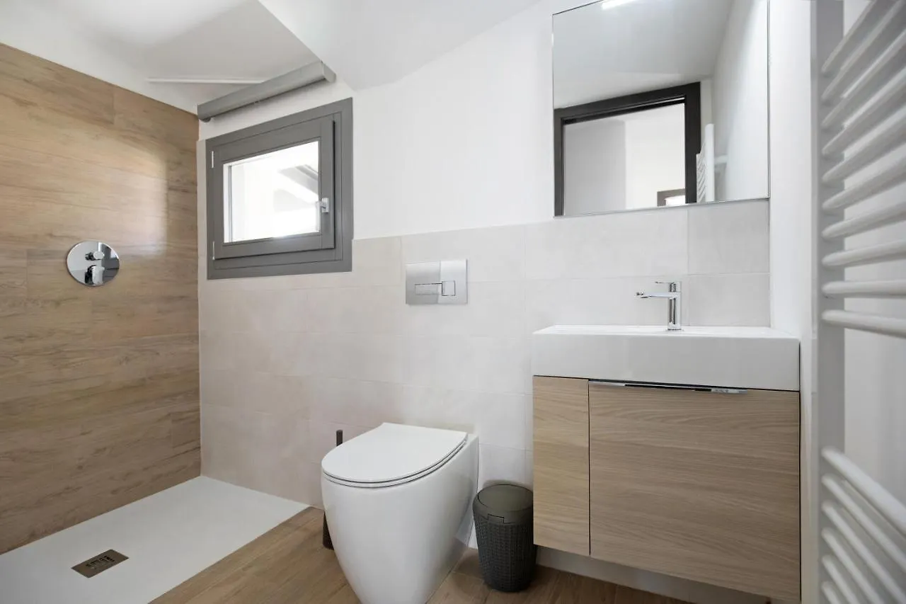 Villa Donne Del Lago Ele Salo Apartment