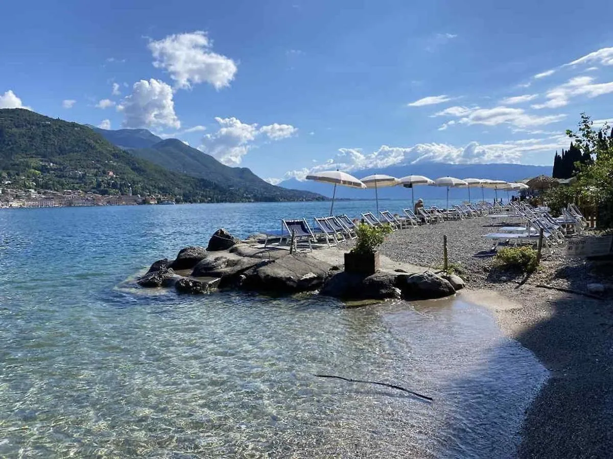 Villa Donne Del Lago Ele Salo Apartment