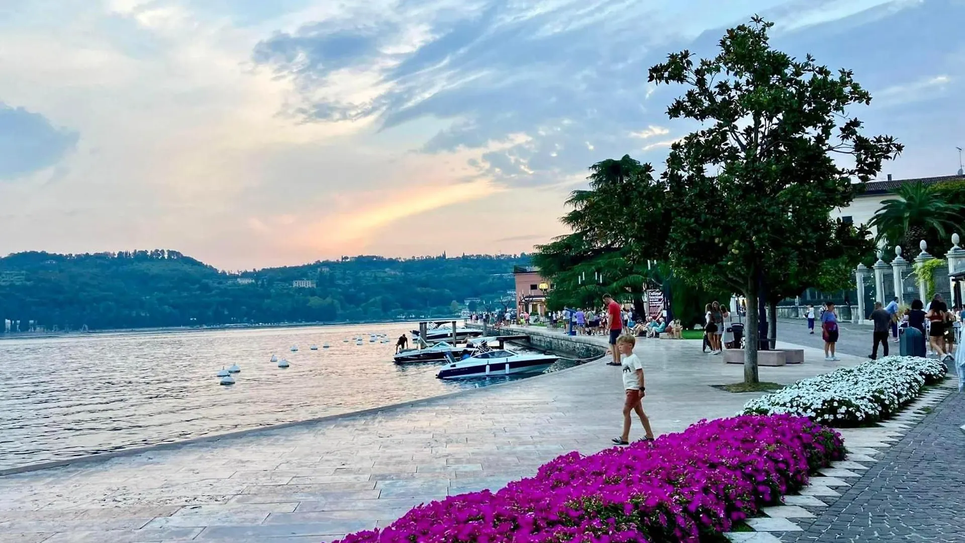 Villa Donne Del Lago Ele Salo