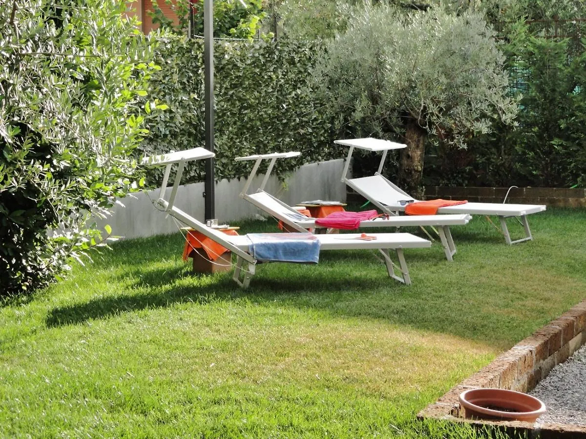 Villa Donne Del Lago Ele Salò